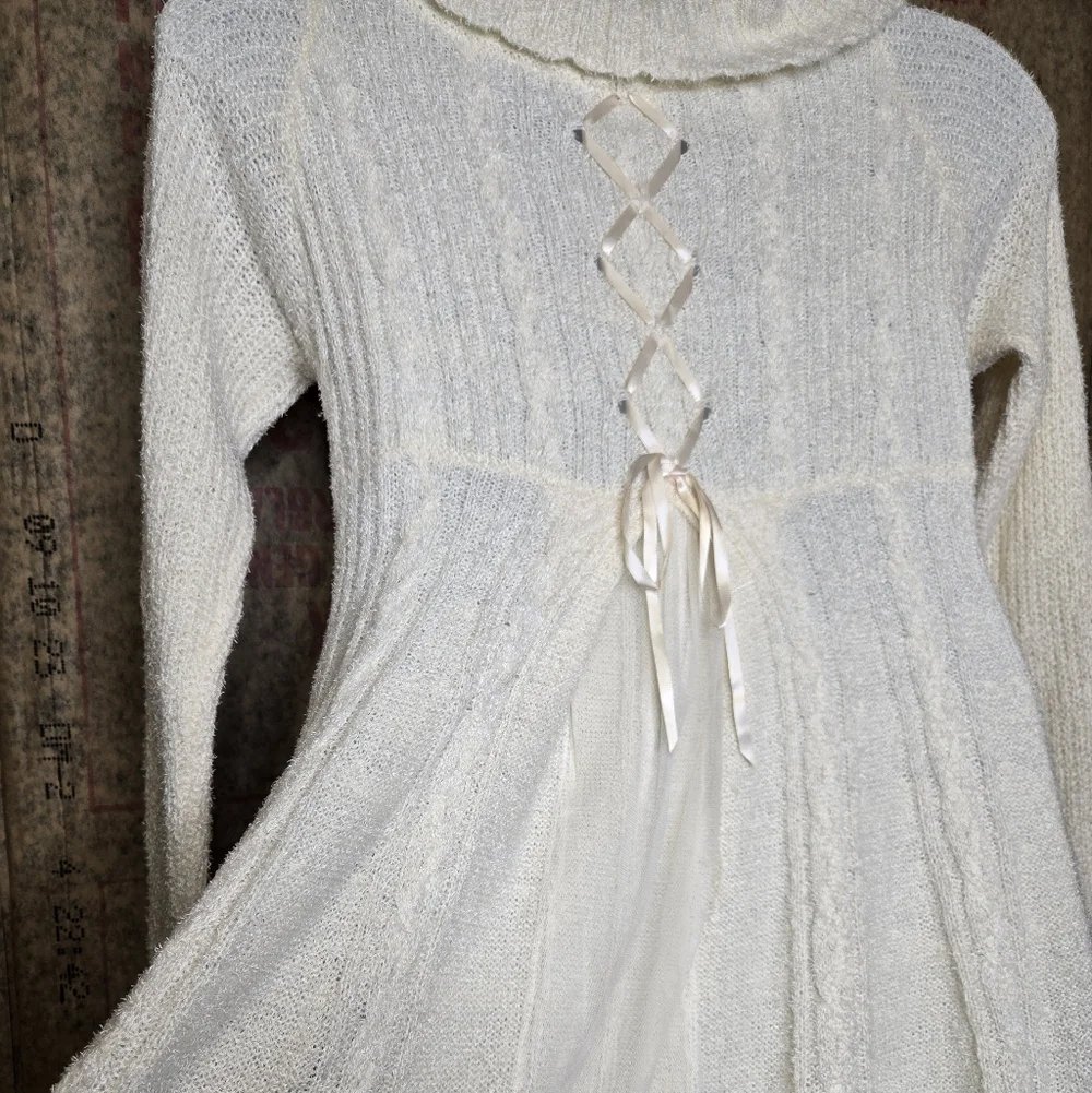 AXES FEMME ivory corset back lace ip design‎ knit sweater tunic top M